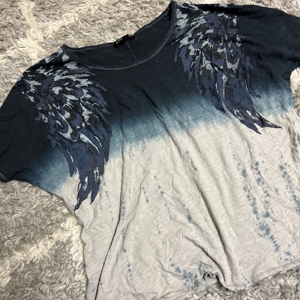 Rock & Republic Navy and Light Gray Ombre Tee